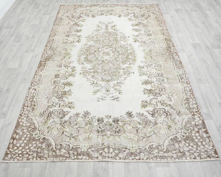 Multicolor Turkish Oushak Rug 9' 1" x 5' 10" Hand-Knotted | No. VR96448