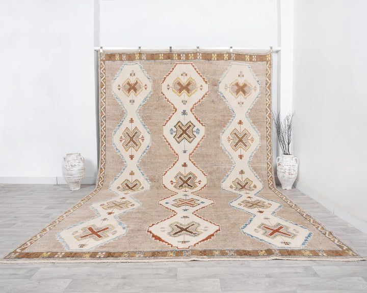 Neutral Oushak Rug 9' 5" x 12' 10" | No. VR96495