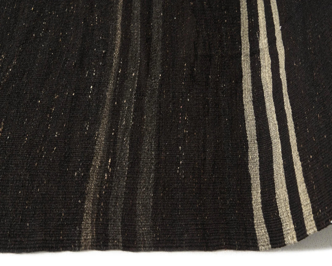 Brown Kilim Rug 7' 5" x 13' 3" | No. VR96588