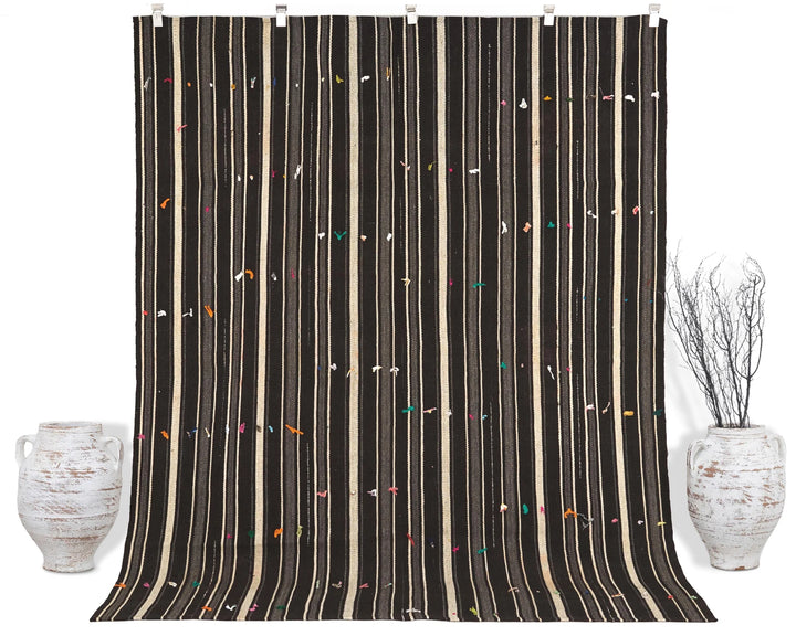 Brown Kilim Rug 6' 4" x 7' 9" | No. VR96631