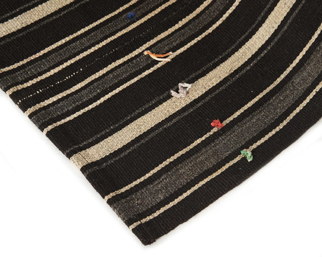 Brown Kilim Rug 6' 4" x 7' 9" | No. VR96631