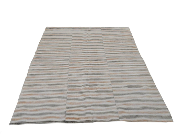 Faded Kilim Rug 5' 4" x 7' 10" | No. VR96842