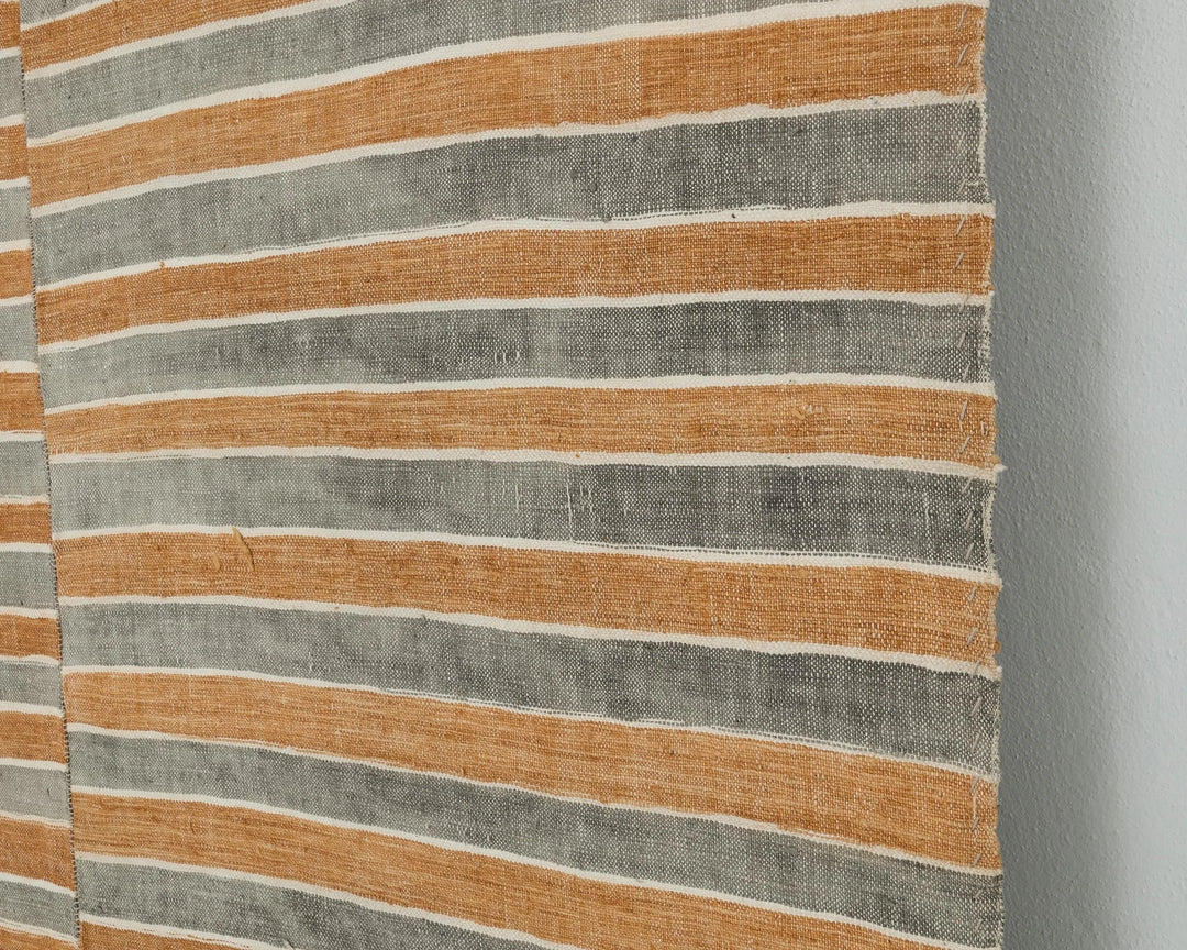 Faded Kilim Rug 5' 4" x 7' 10" | No. VR96842