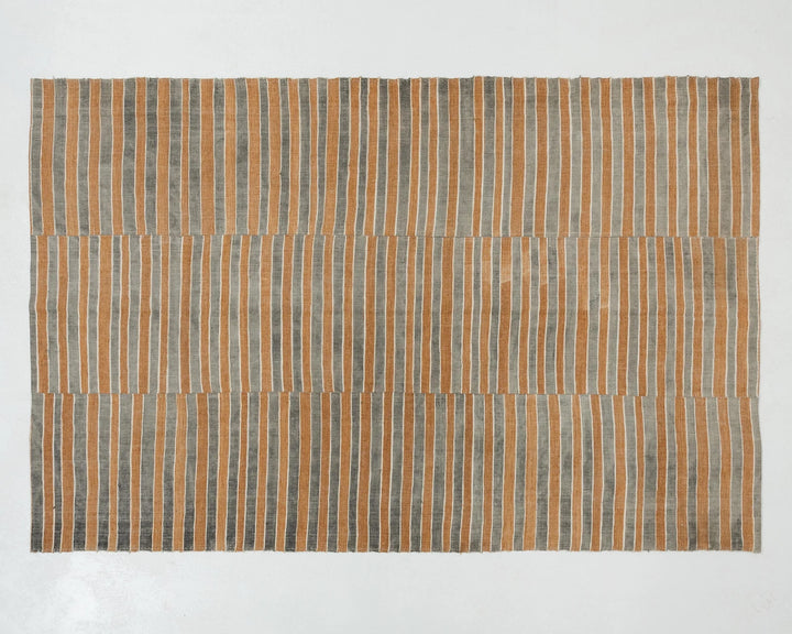 Faded Kilim Rug 5' 4" x 7' 10" | No. VR96842