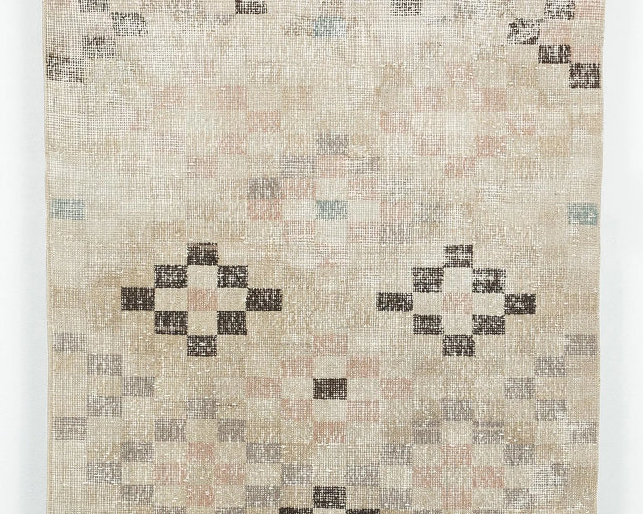 Neutral Oushak Rug 3' 9" x 7' 9" | No. VR96857