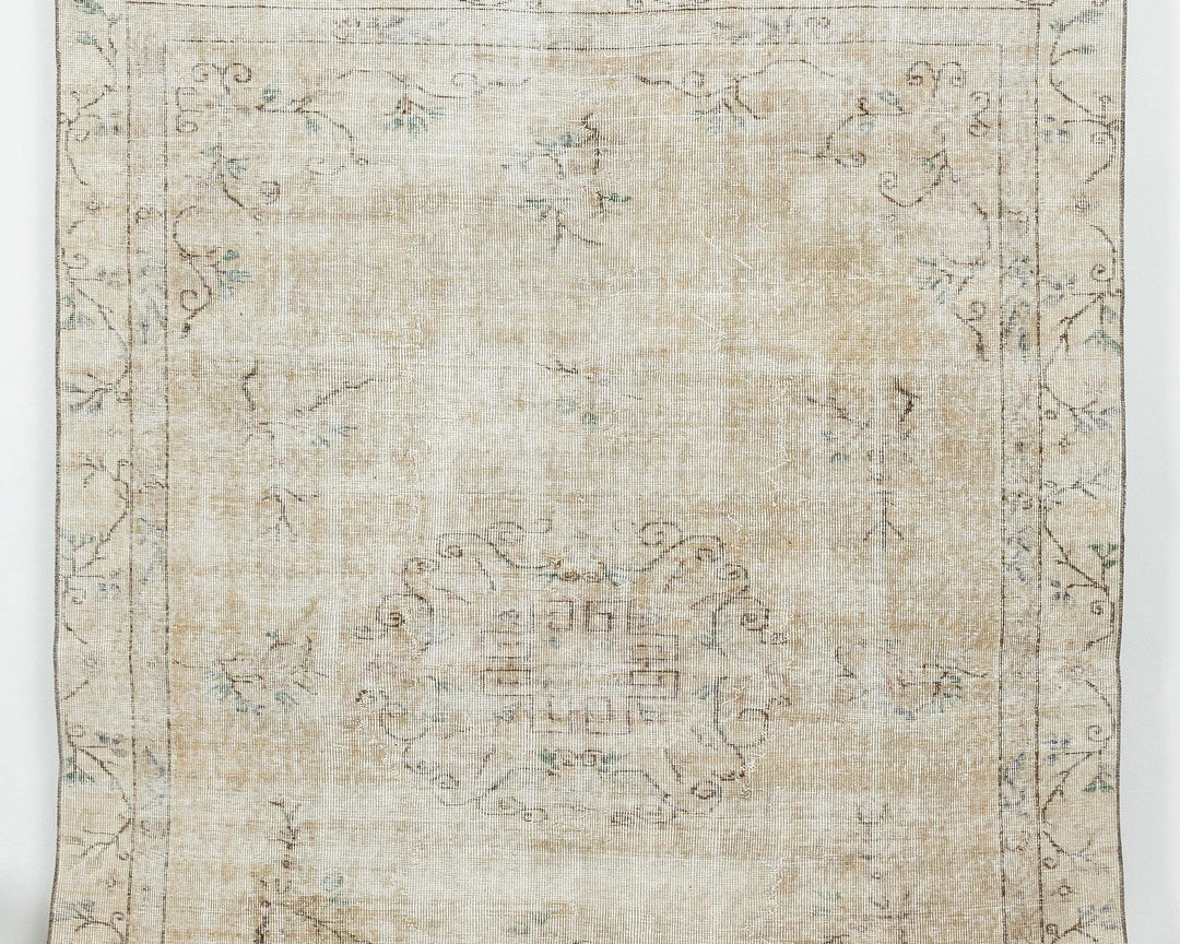 Beige Turkish Oushak Rug 6' x 8' 6" Hand-Knotted | No. VR97045