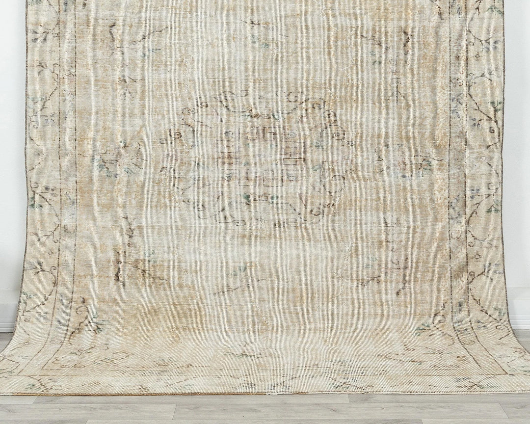 Beige Turkish Oushak Rug 6' x 8' 6" Hand-Knotted | No. VR97045