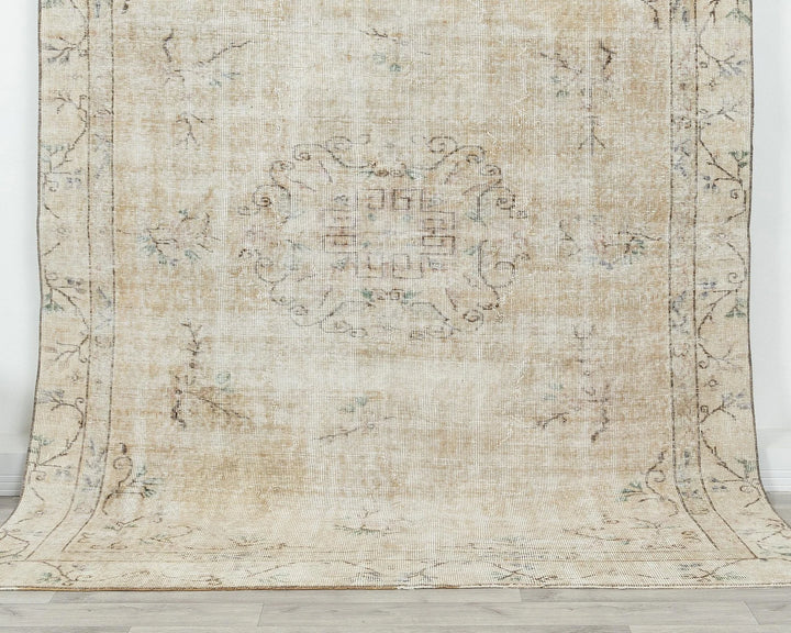 Beige Turkish Oushak Rug 6' x 8' 6" Hand-Knotted | No. VR97045
