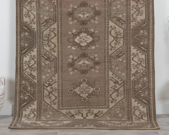 Beige Turkish Oushak Rug 5' 1" x 7' 9" Hand-Knotted | No. VR97075