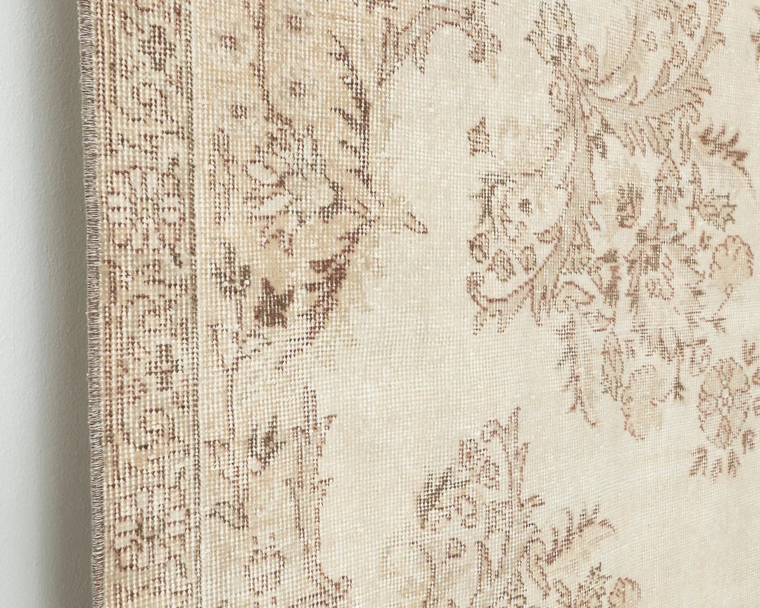 Beige Turkish Oushak Rug 6'8" x 10'7" Hand-Knotted | No. VR97161