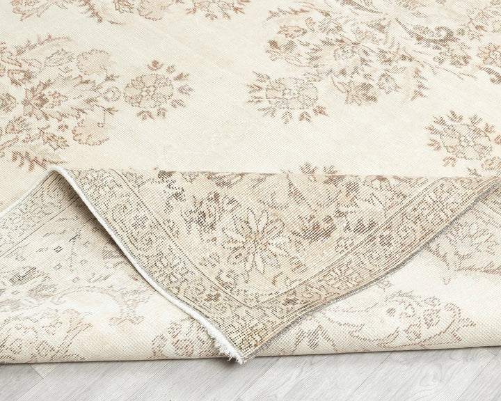 Beige Turkish Oushak Rug 6'8" x 10'7" Hand-Knotted | No. VR97161