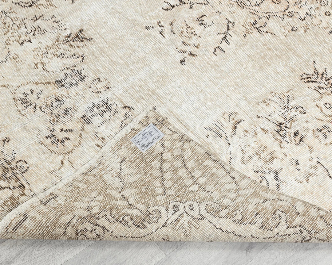 Beige Turkish Oushak Rug 5' 2" x 9' 1" Hand-Knotted | No. VR97323