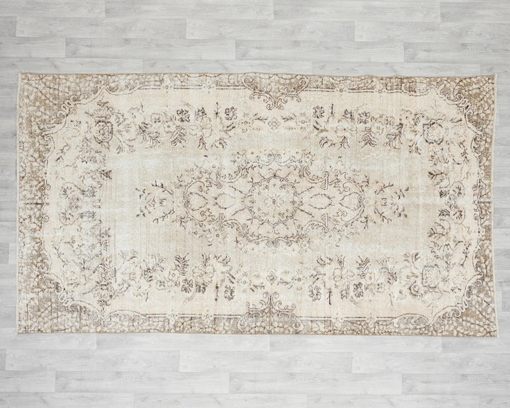 Beige Turkish Oushak Rug 5' 2" x 9' 1" Hand-Knotted | No. VR97323