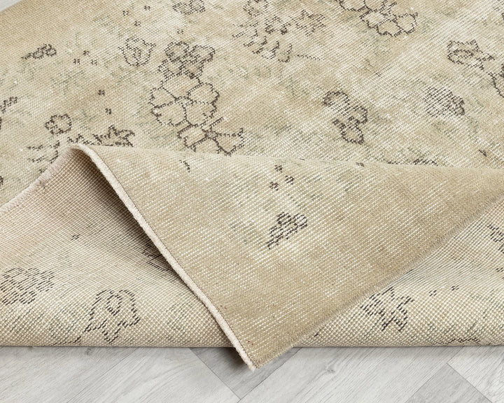Beige Turkish Oushak Rug 6'8" x 3'9" Hand-Knotted | No. VR97662