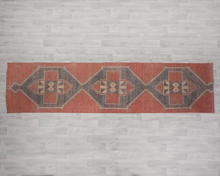 Multicolor Turkish Oushak Rug 2'9" x 11'6" Hand-Knotted | No. VR97700