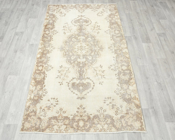 Beige Turkish Oushak Rug 3' 10" x 6' 5" Hand-Knotted | No. VR97723