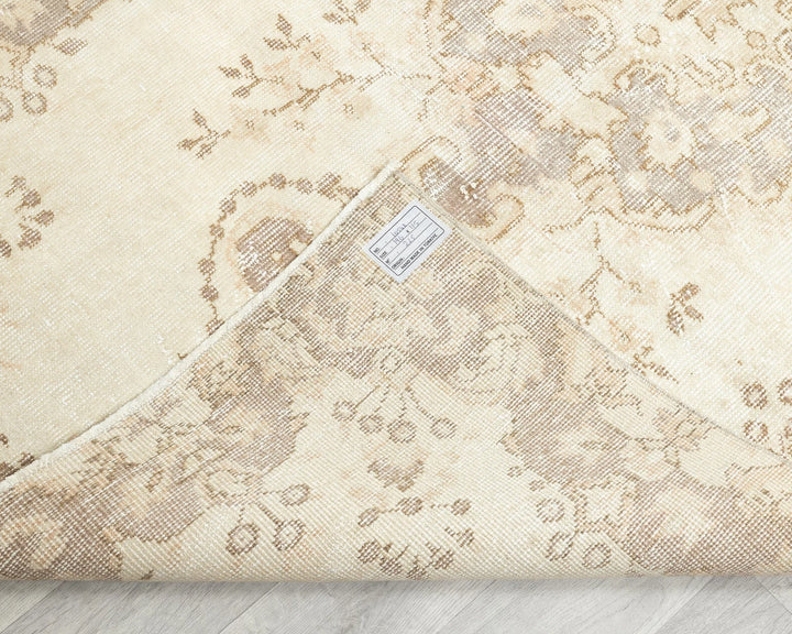 Beige Turkish Oushak Rug 3' 10" x 6' 5" Hand-Knotted | No. VR97723