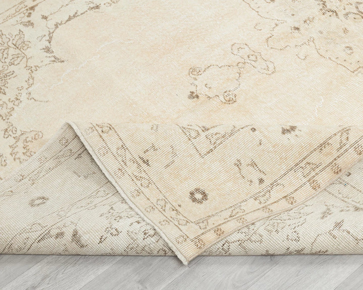Beige Turkish Oushak Rug 6'10" x 10'2" Hand-Knotted | No. VR97753