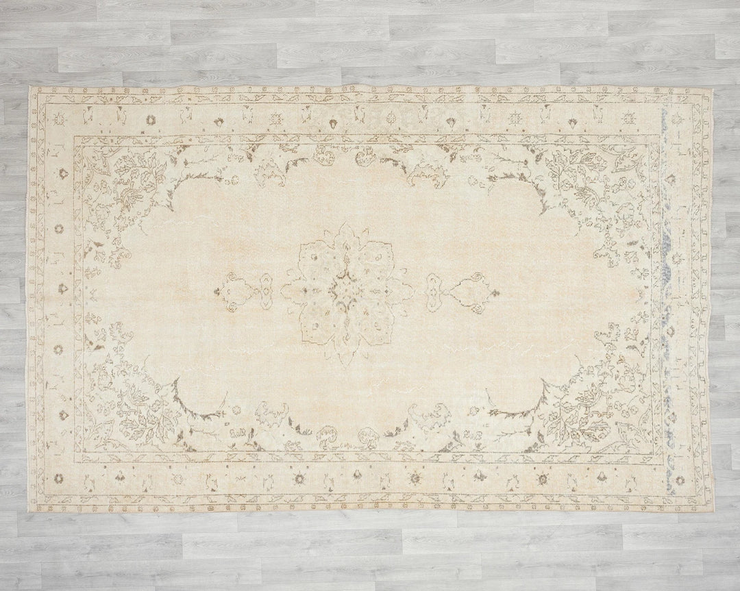 Beige Turkish Oushak Rug 6'10" x 10'2" Hand-Knotted | No. VR97753