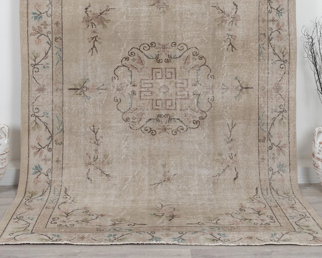 Beige Turkish Oushak Rug 6'2" x 9'2" Hand-Knotted | No. VR97936