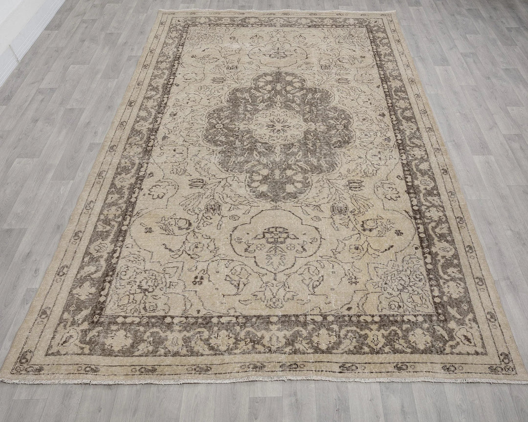 Beige Turkish Oushak Rug 6'7" x 10'4" Hand-Knotted view 9