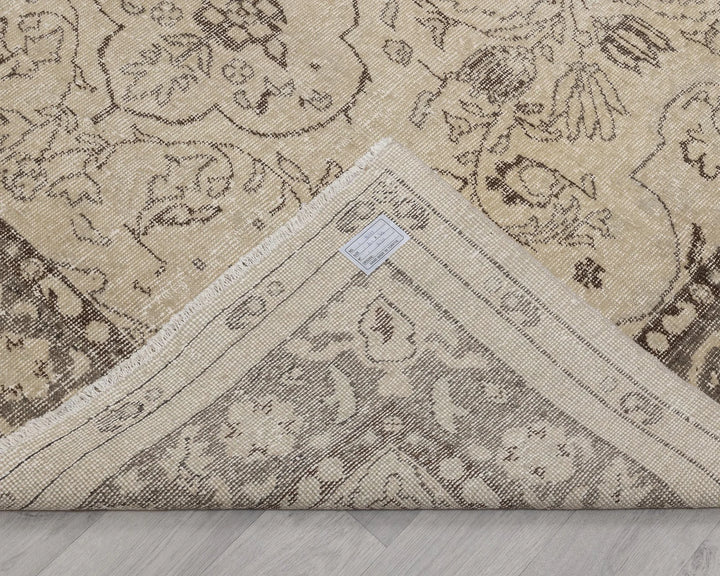 Beige Turkish Oushak Rug 6'7" x 10'4" Hand-Knotted texture