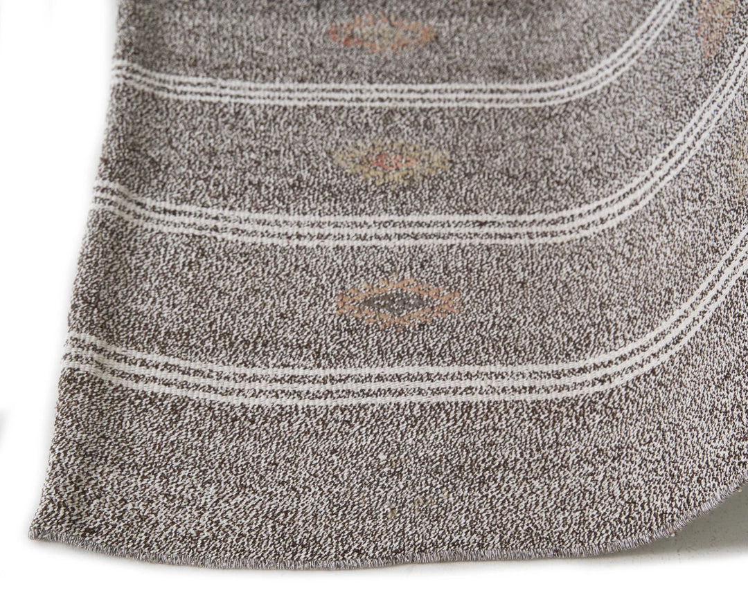 Gray Kilim Rug 6' x 7' 6" | No. VR98079