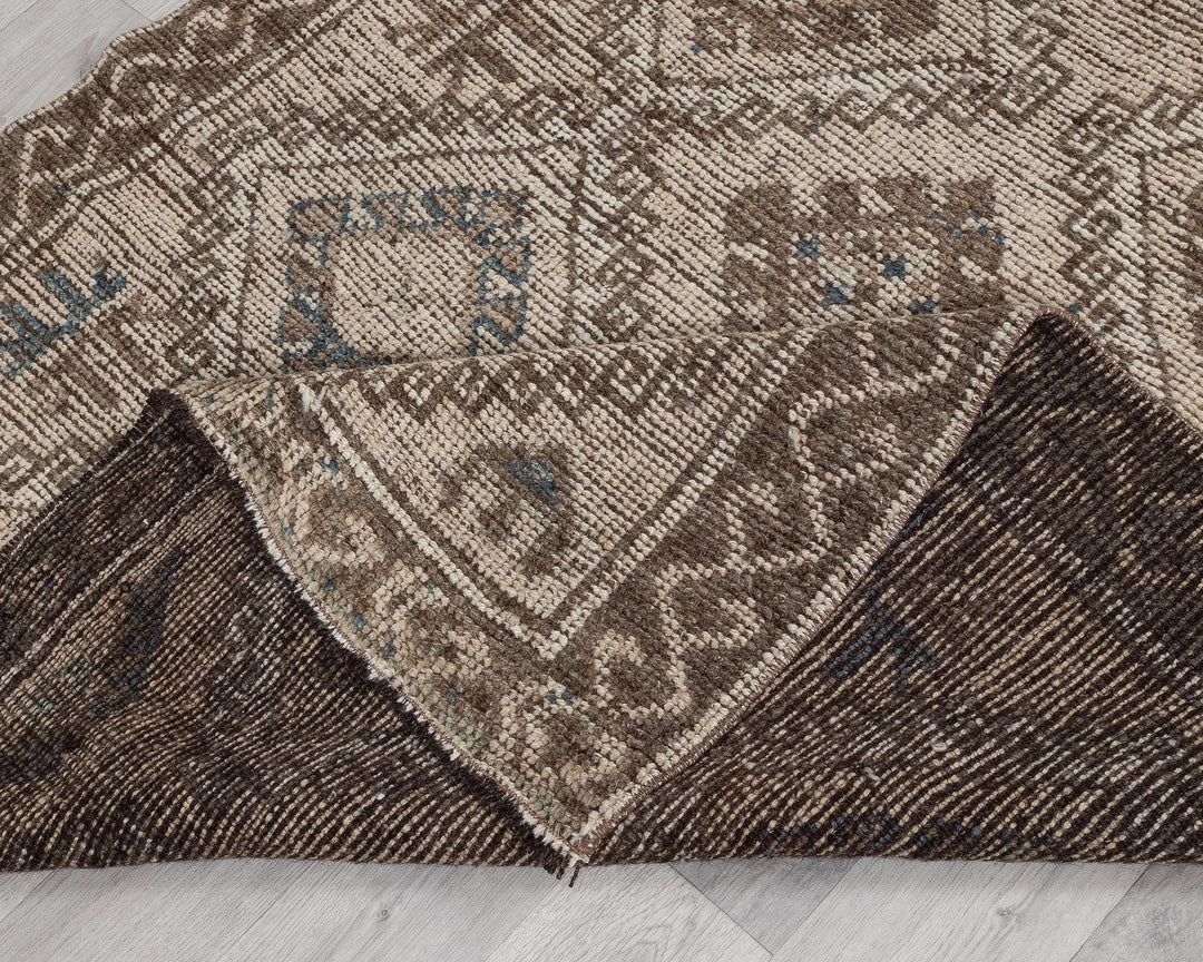 Multicolor Turkish Oushak Rug 3'11" x 9'5" Hand-Knotted | No. VR98194