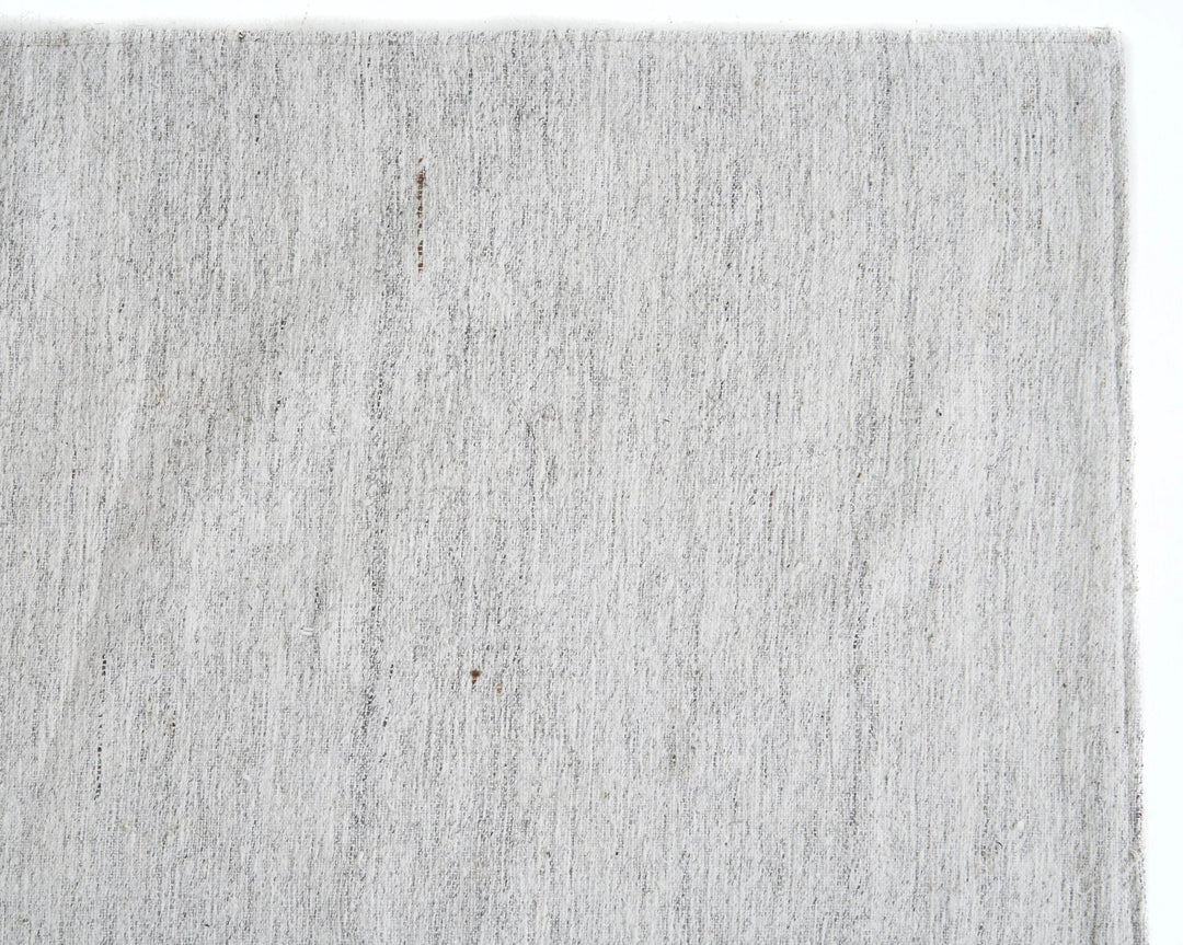 White Kilim Rug 6' 7" x 8' 10" | No. VR98371