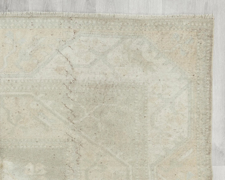 Beige Turkish Oushak Rug 5'5" x 9'6" Hand-Knotted | No. VR98399