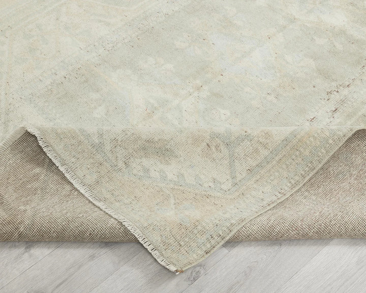 Beige Turkish Oushak Rug 5'5" x 9'6" Hand-Knotted | No. VR98399