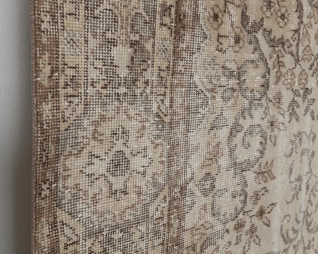 Beige Turkish Oushak Rug 6' 2" x 10' 1" Hand-Knotted | No. VR98750