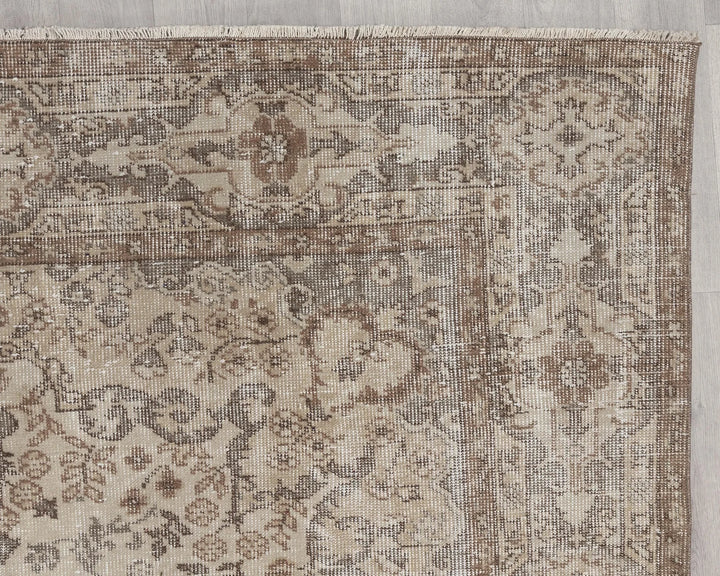 Beige Turkish Oushak Rug 6' 2" x 10' 1" Hand-Knotted | No. VR98750