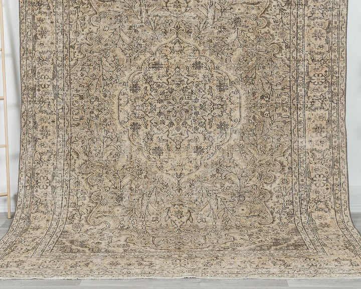 Multicolor Turkish Oushak Rug 6'8" x 9'2" Hand-Knotted | No. VR98771