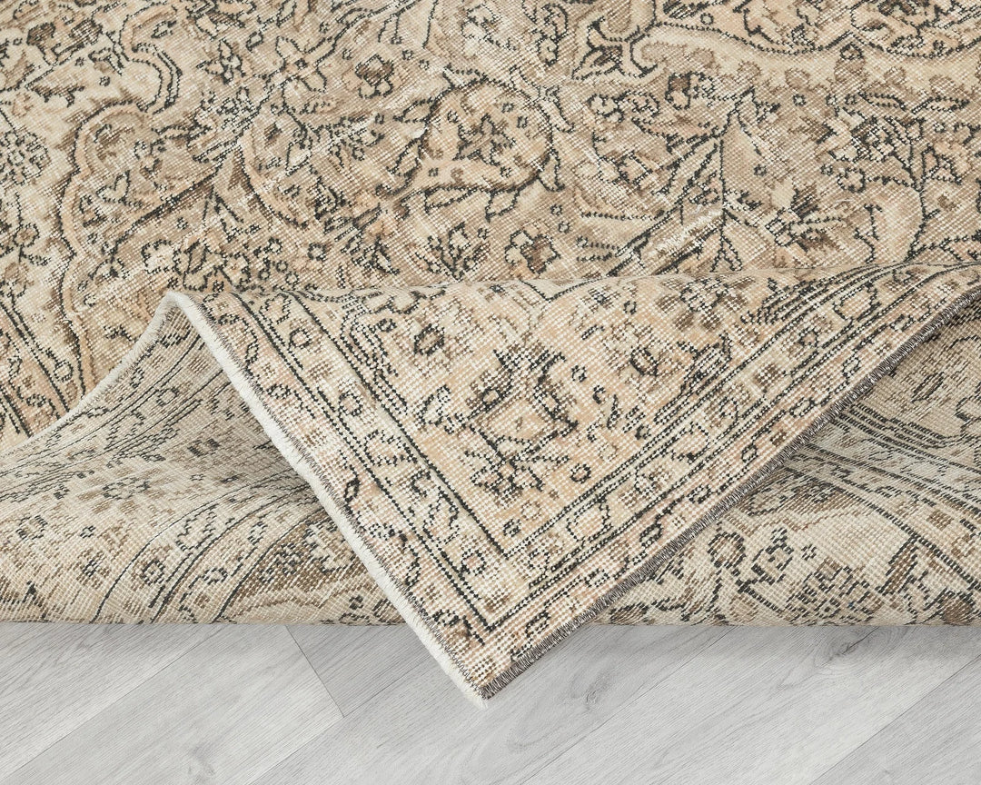 Multicolor Turkish Oushak Rug 6'8" x 9'2" Hand-Knotted | No. VR98771