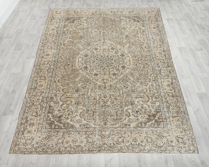 Multicolor Turkish Oushak Rug 6'8" x 9'2" Hand-Knotted | No. VR98771