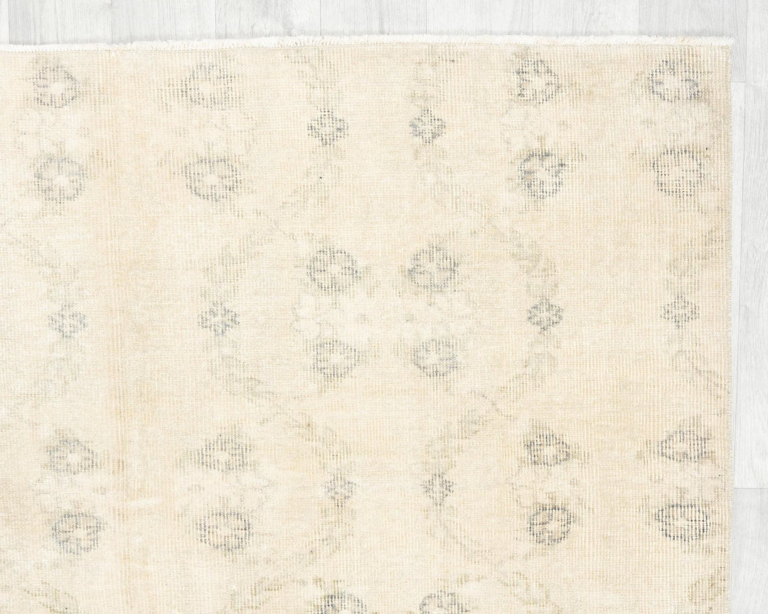 Multicolor Turkish Vintage Rug 8' x 4' 9" Hand-Knotted | No. VR99147