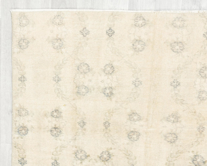 Multicolor Turkish Vintage Rug 8' x 4' 9" Hand-Knotted | No. VR99147