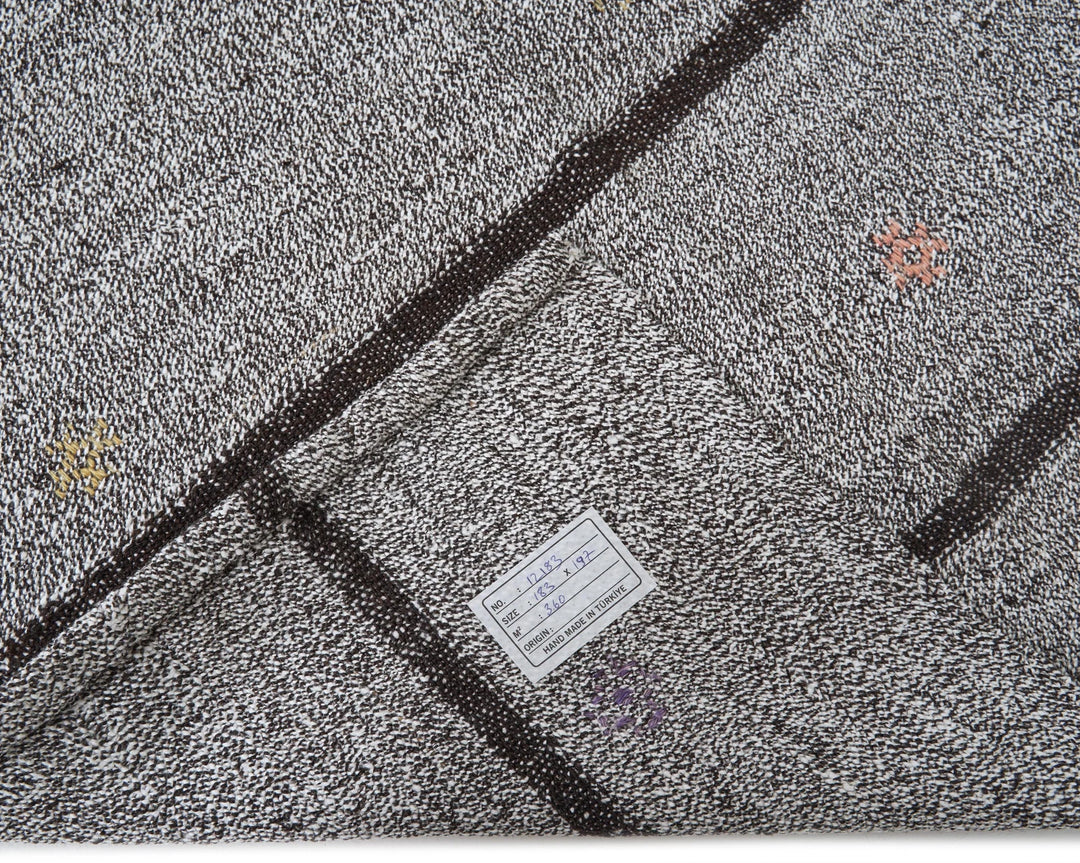 Gray Kilim Rug 6' x 6' 7" | No. VR99547