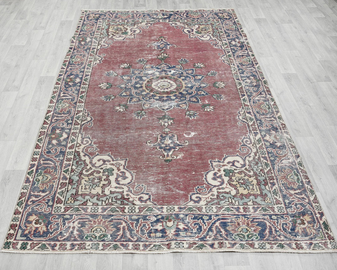 Red Turkish Oushak Rug 5' 7" x 9' Hand-Knotted | No. VR99785