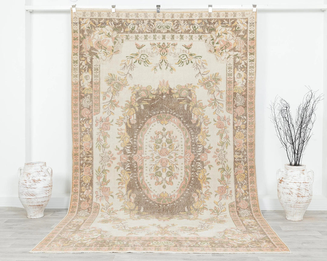 Neutral Oushak Rug 6' 2" x 10' 2" | No. VR99785