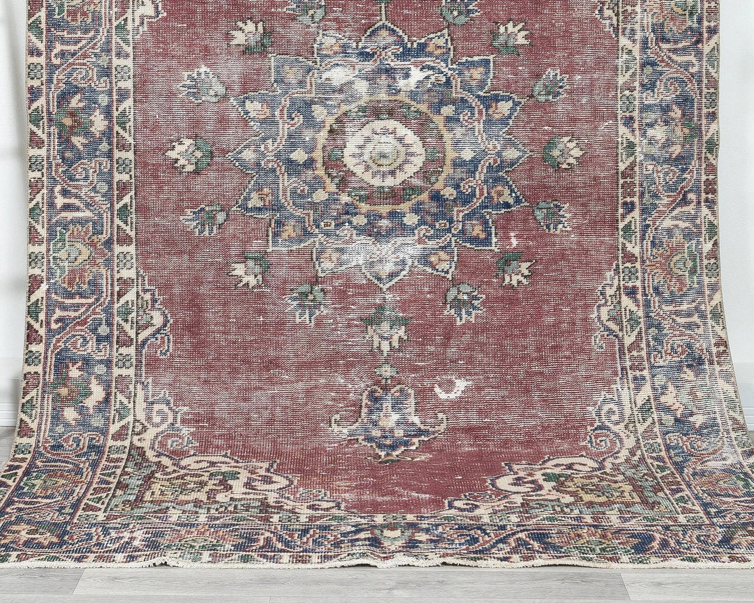 Red Turkish Oushak Rug 5' 7" x 9' Hand-Knotted | No. VR99785