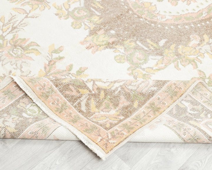 Neutral Oushak Rug 6' 2" x 10' 2" | No. VR99785