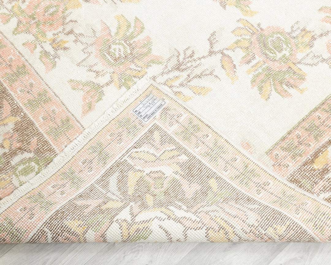 Neutral Oushak Rug 6' 2" x 10' 2" | No. VR99785