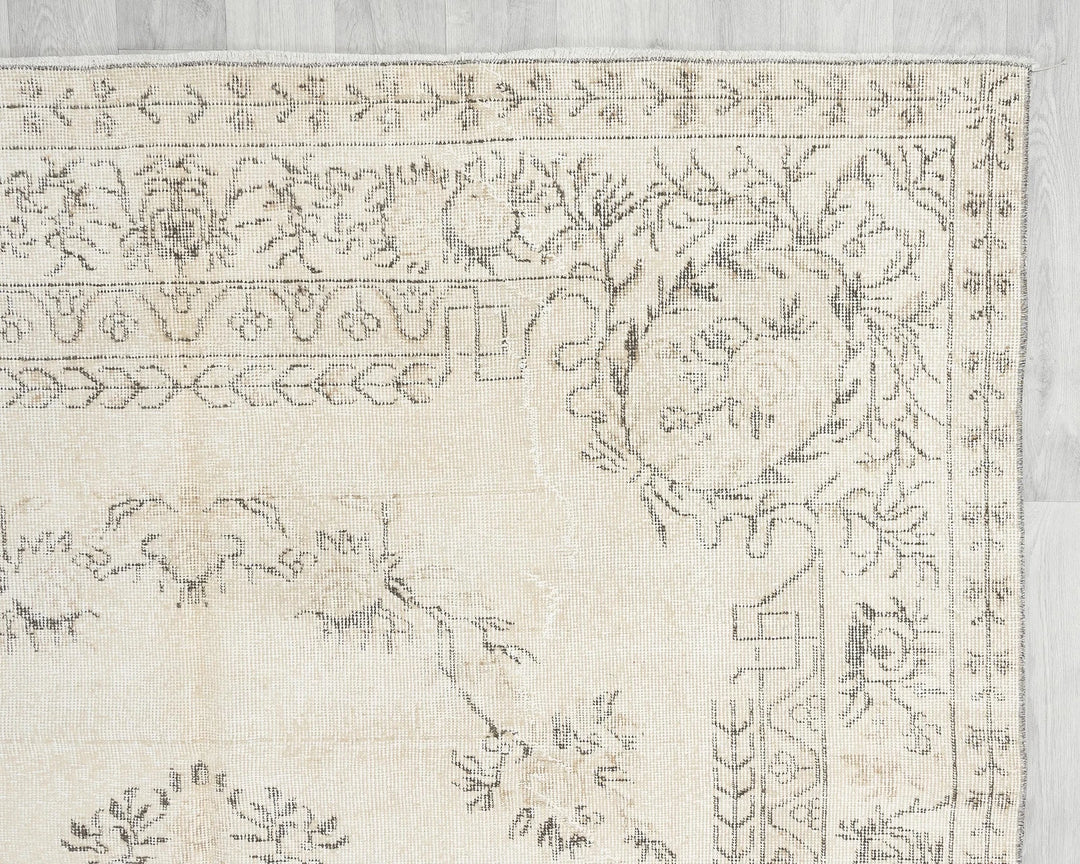 Beige Turkish Oushak Rug 6' 4" x 10' 2" Hand-Knotted pattern