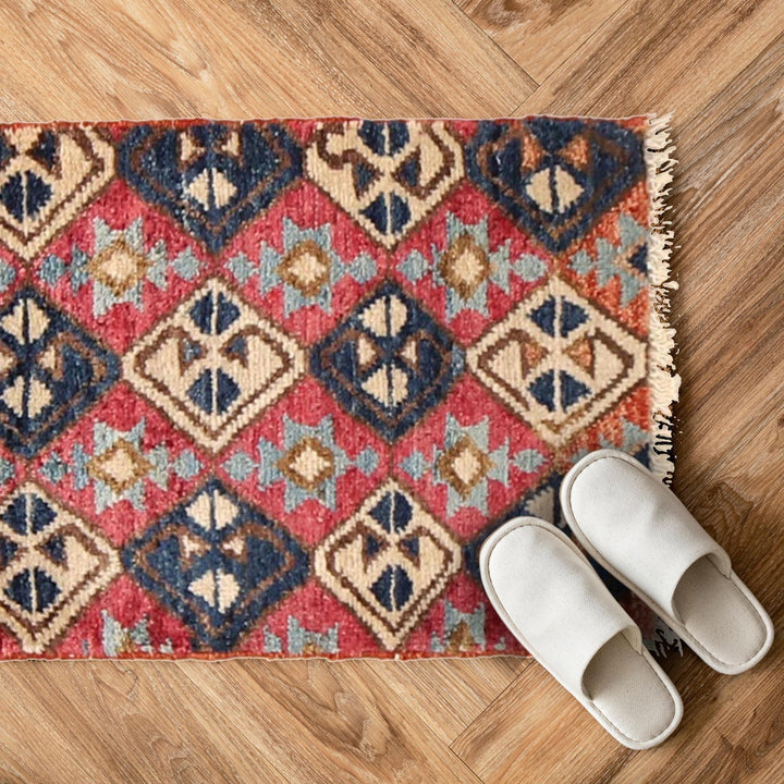 Handmade Door Mat 1' 4" x 1' 11" - No. AL43445