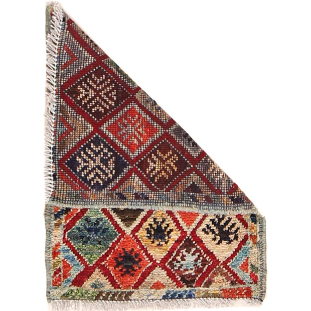 Handmade Floor Mat 1' 5" x 2' 0" - No. AL12516