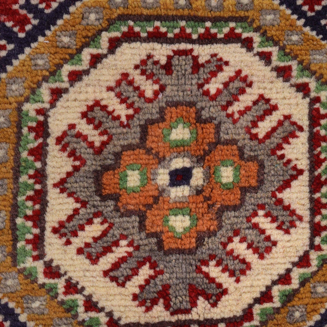 Handmade Kazak Area Rug 5' 1" x 6' 8" - No. AL54490