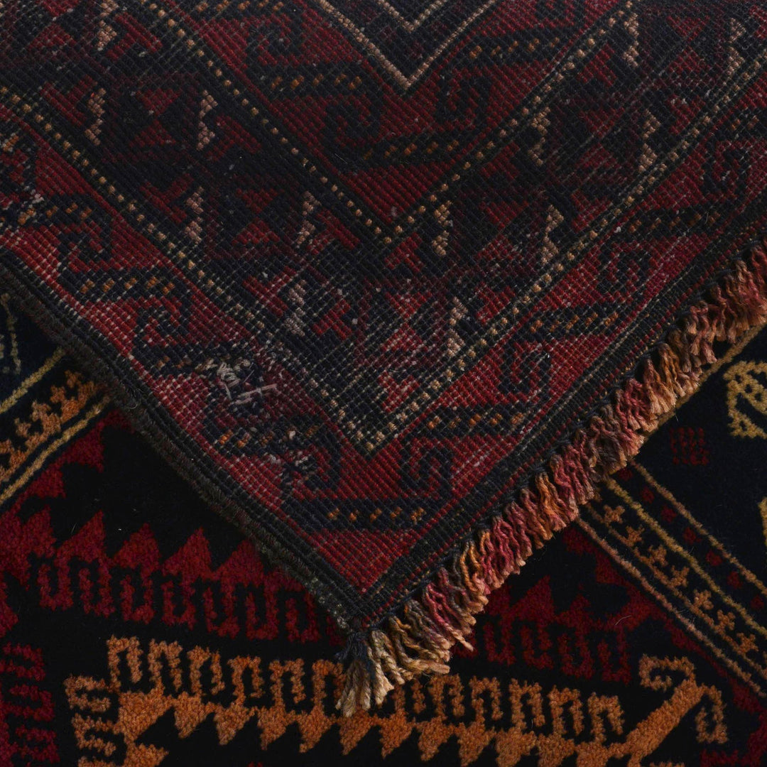 Fine Quality Prayer Rug 2' 11" x 4' 6" - No. AL54624