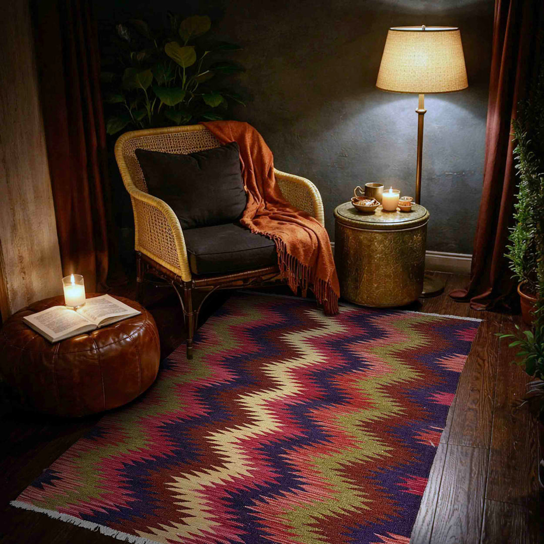 Handmade Afghan Vegetable Kilim 3' 5" x 4' 10" - No. AL506699